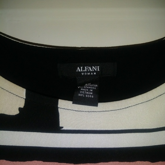 Tunic blouse - Picture 2 of 3